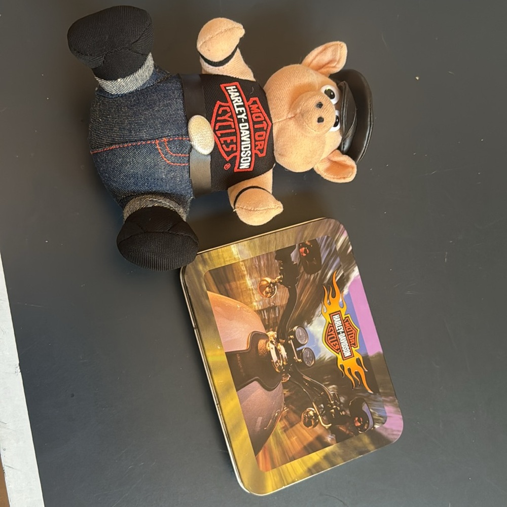 Harley-Davidson Collector Tin & Playing Cards - Picture 8 of 10